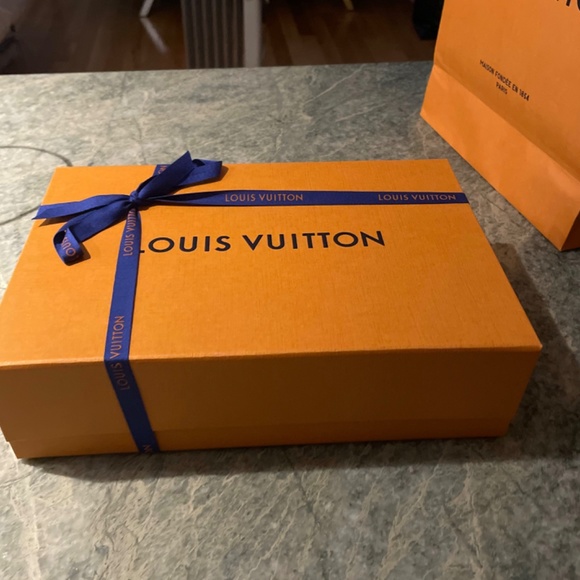 Louis Vuitton Scarf/shawl black - Picture 3 of 5